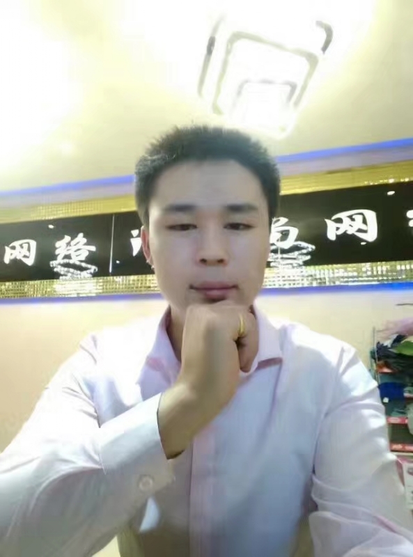 沉默寡言的第一张照片--渭南交友中心